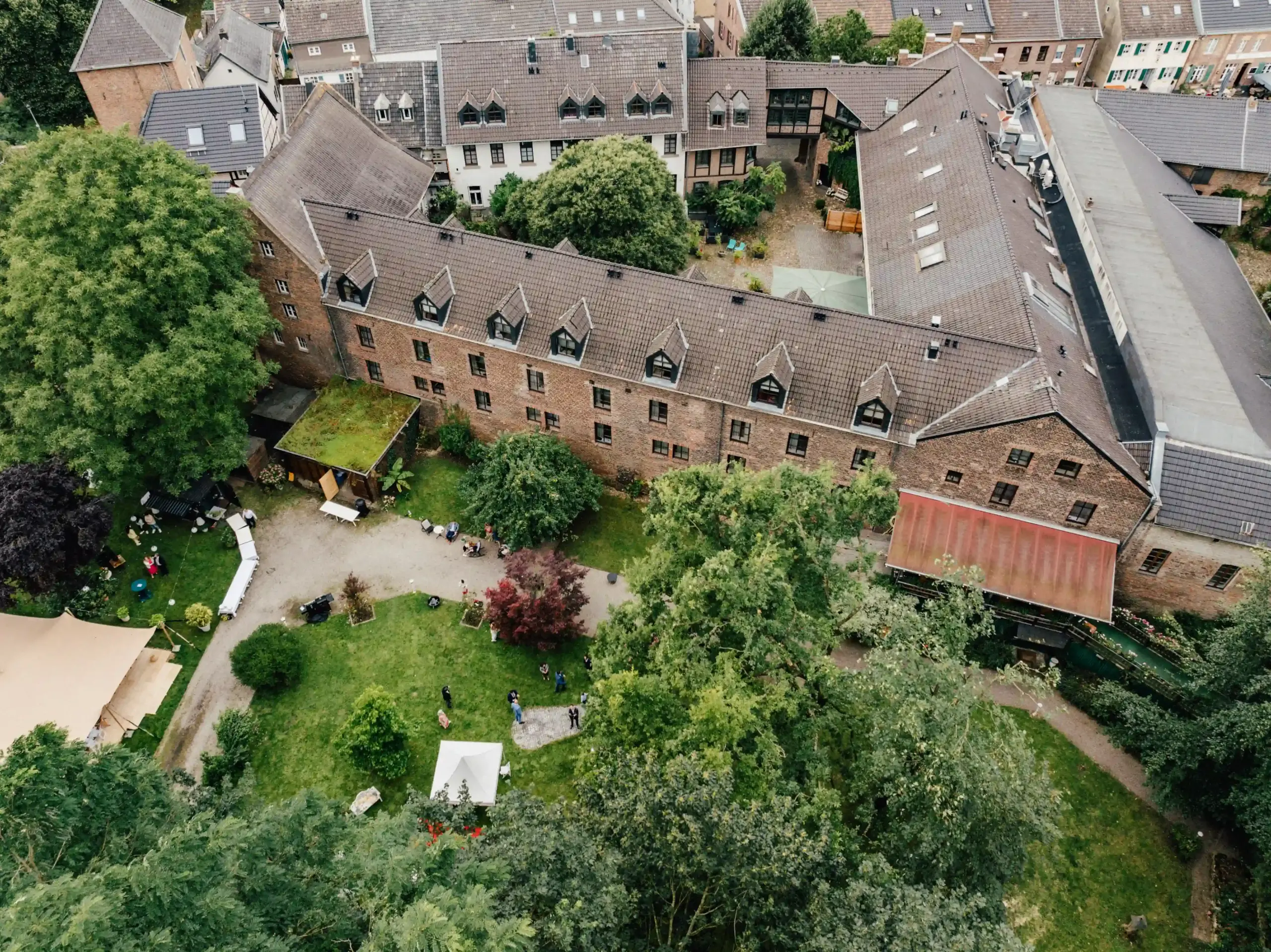 Floßbau Teamevent